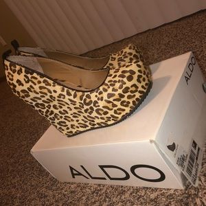 🐆Cheetah print wedges🐆